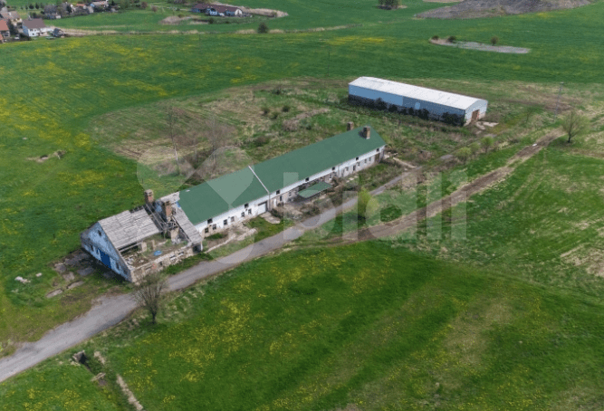Prodej, zemědělské usedlosti 1943 m2, pozemek 8133 m2, Kravaře, okres Česká Lípa